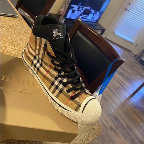burberry high tops